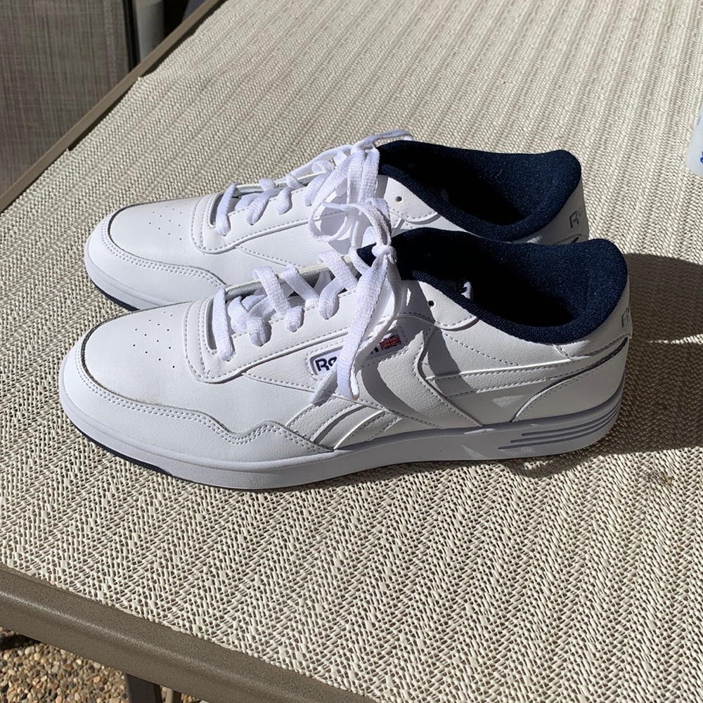 NEW White w/blue trim REEBOK sneakers Never Worn NO BOX